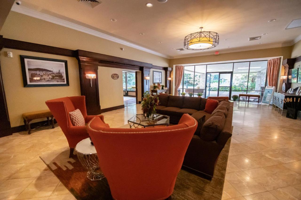 Holiday Inn Bar Harbor Regency Hotel By Ihg Exterior foto